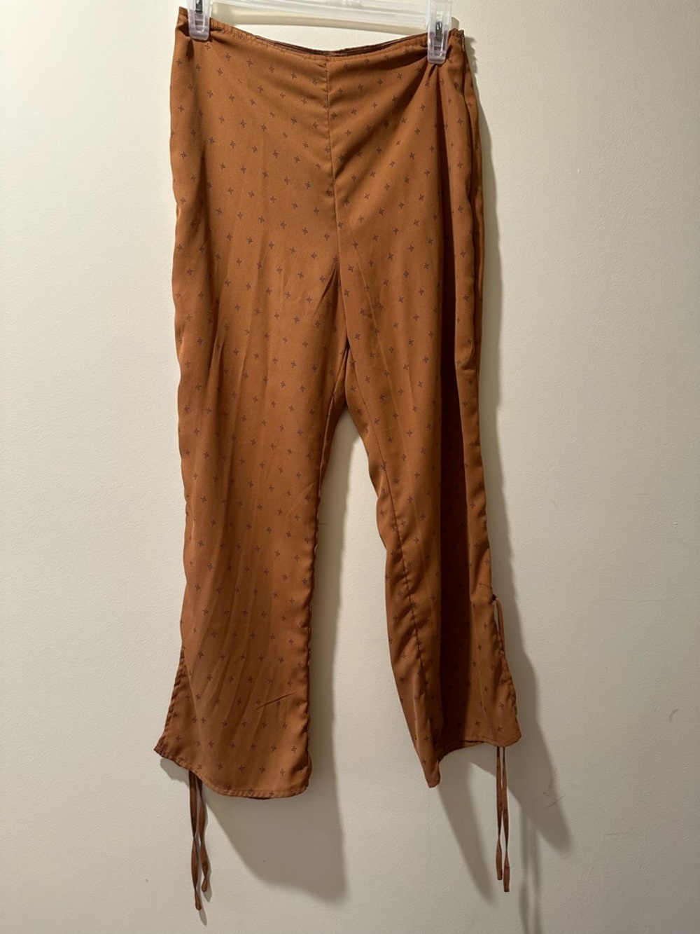 Honey Punch Rust Orange  Crop Pants size small